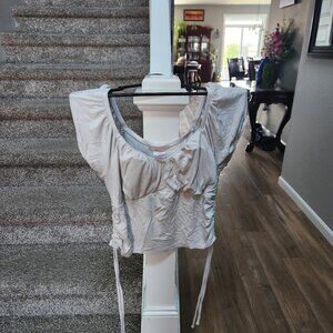 White sweetheart neck crop top